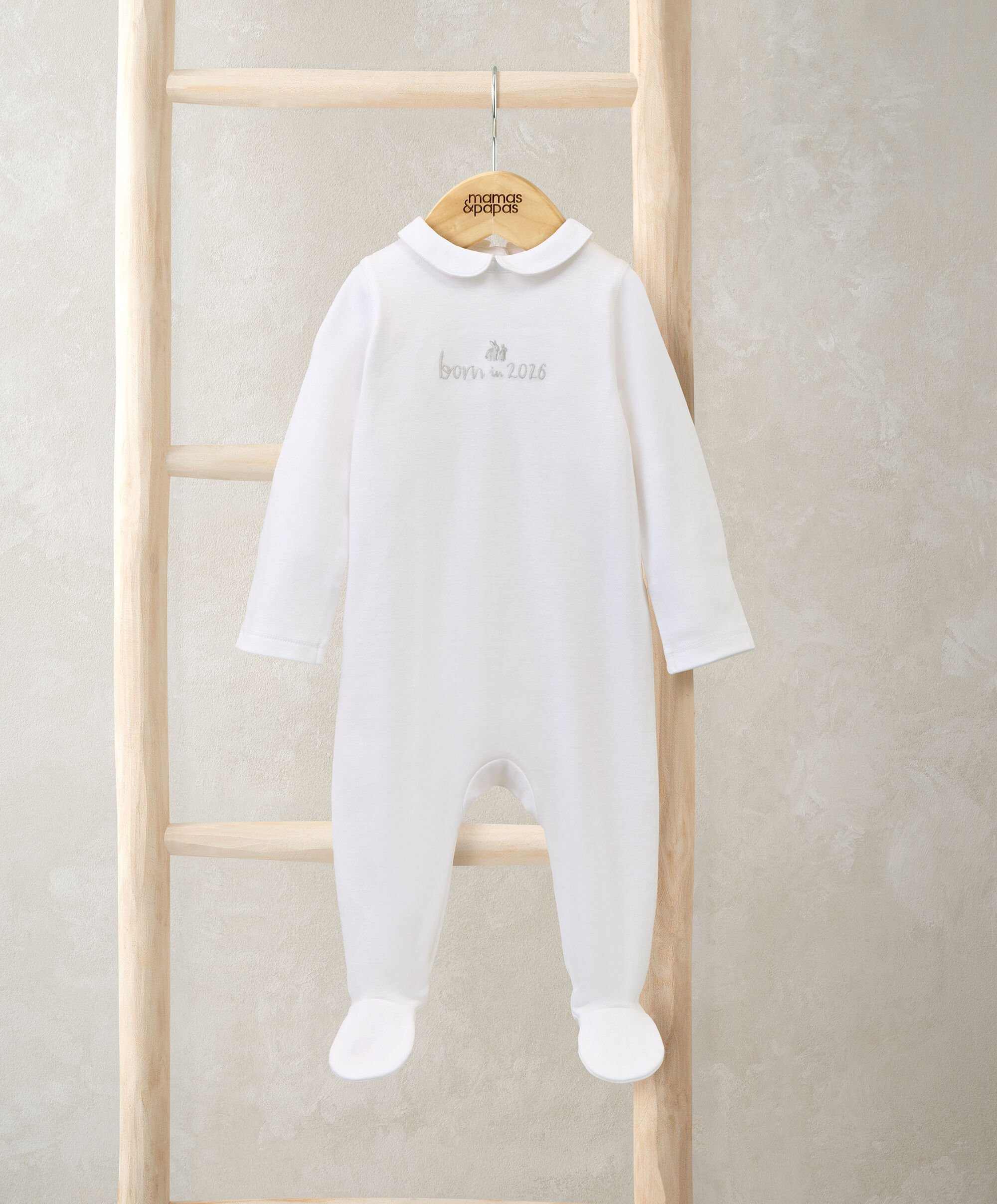 مجموعة هدايا بيجامة بورن إن 2026 ولعبة أرنب رمادية اللون، قطعتين image number 2